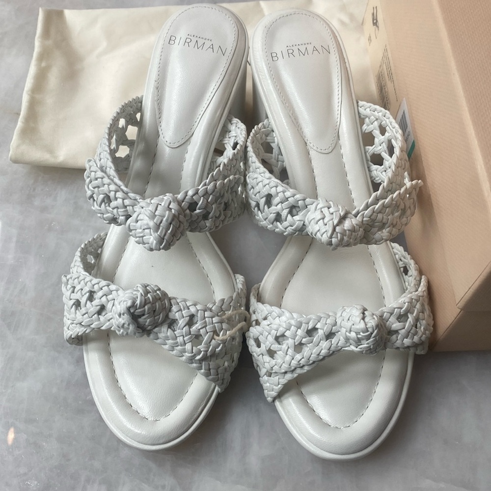 NWT Alexandre Birman Clarita White Heeled Sandal 38.5